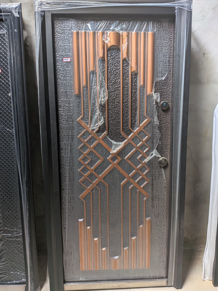 Porte sécurisé importée